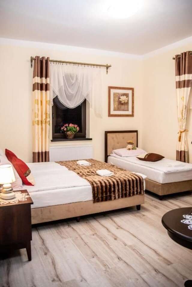 Отель Hotel Artur Освенцим-69